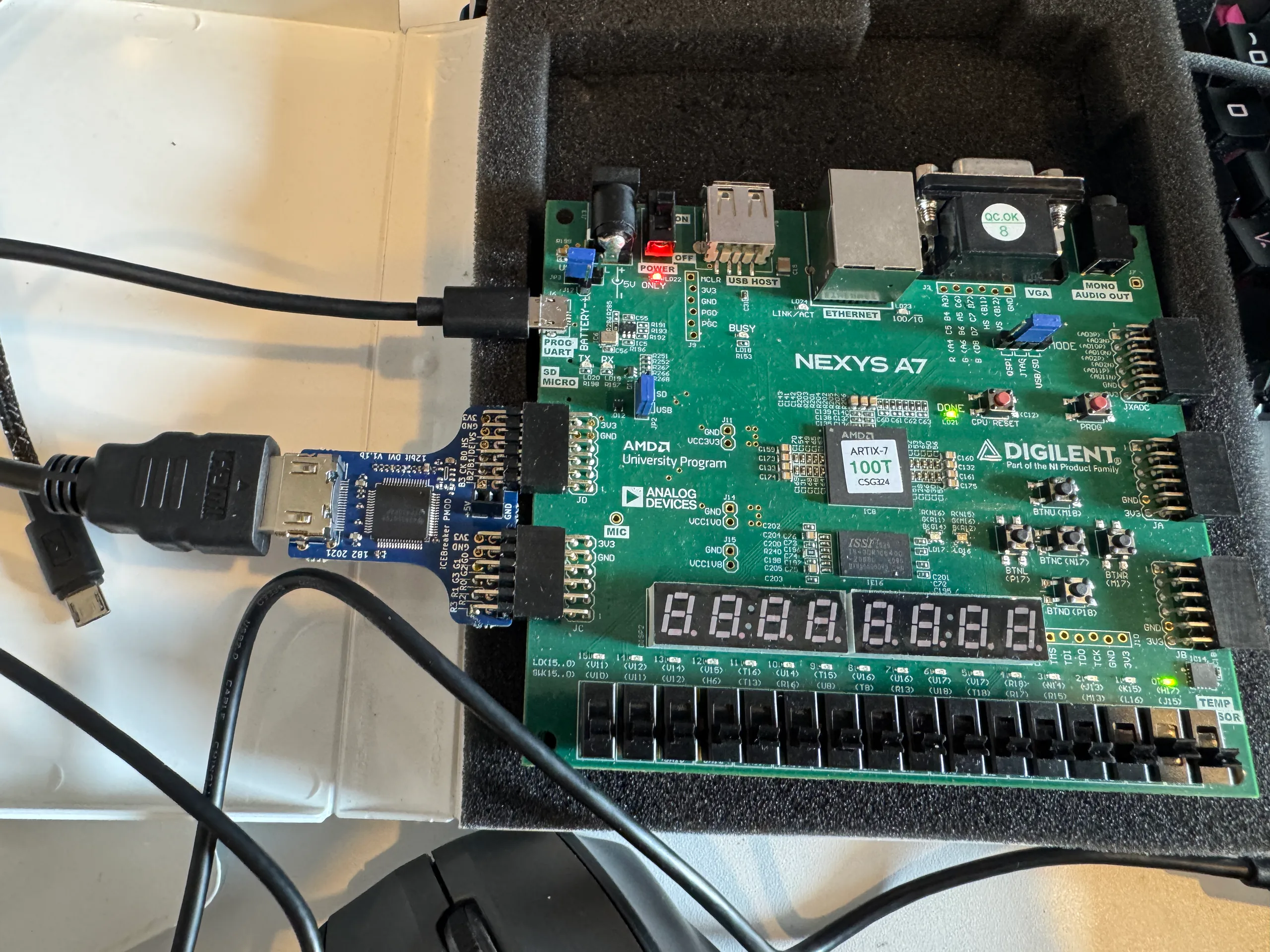 Nexys A7 with iCEBreaker 12-bit DVI PMOD on JC and JD